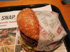 -The Habit Burger Grill 哈比特汉堡(复兴soho店)