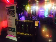 -月亮眼花园餐厅书吧酒吧