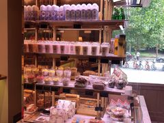 零售区-巴黎贝甜(阳光上东店)