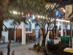 -李东农庄(中南百草园地标店)
