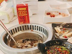 -汤鲜生自助臻选盖碗火锅(福城天虹店)