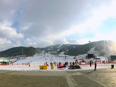 -中旅松花湖滑雪场