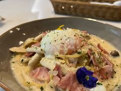奶油汁培根溏心蛋意面-Future&Kitchen