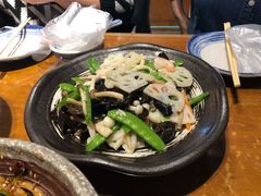 荷塘月色-95号酱骨·一块豆腐(展春园西路店)