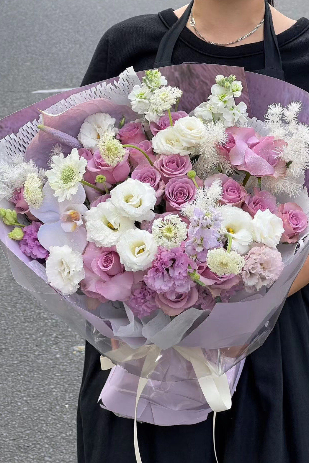 紫白色高级感花束