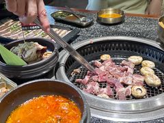 -红泥小火炉·东北泥炉烤肉(天一旗舰店)