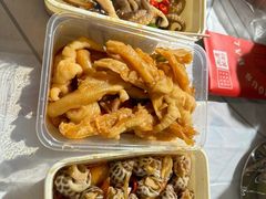 -巴厘龙虾·榜首油焖大虾(音乐学院·沿江酒馆店)