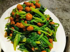 果仁菠菜-华盛园卷子王农家菜水库鱼