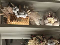 -VERIE BAKEHOUSE