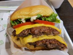 招牌牛肉堡双层-Shake Shack(西单大悦城店)