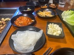 -肉甲韩国木炭烤肉(新壹街1店)