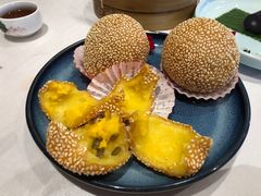-景月阁空中食府(希尔顿酒店)