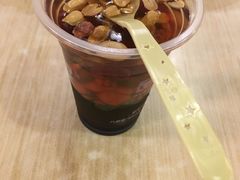 -八婆婆烧仙草(中山路店)