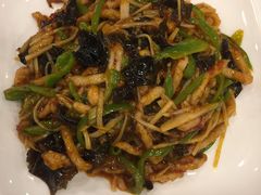 鱼香肉丝-东四民芳餐厅(世茂工三店)