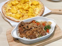 鲜菇肥牛饭-卢家妈妈·西餐厨房(卜蜂中心店)