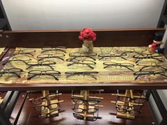 -肆兮眼镜·蔡司·徕卡战略合作店(大坪店)