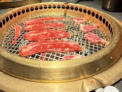 -铭牛烧肉·和牛海鲜自助(高新月牙湖店)
