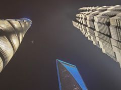 -陆家嘴空中步行连廊