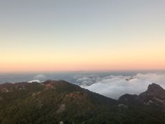 -黄山光明顶山庄