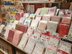 -猫的天空之城概念书店(印象城购物中心店)