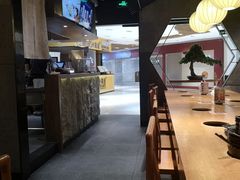 -呷哺呷哺(普陀乐购真北店)