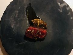 安格斯牛排配灰树花-三嚥阁 La Villa Restaurant