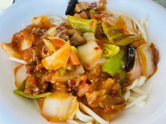 -马尔龙新疆饭店·清真(瑞景店)