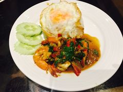 -Baan Ploy Samed Restaurant ร้านอาหารบ้านพลอยเสม็ด