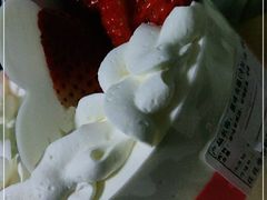 -花花卷卷·鲜食蛋糕(静安久光百货店)