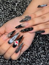 -171 Naillife