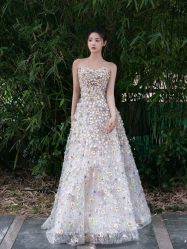 -衣贝姿婚纱礼服馆