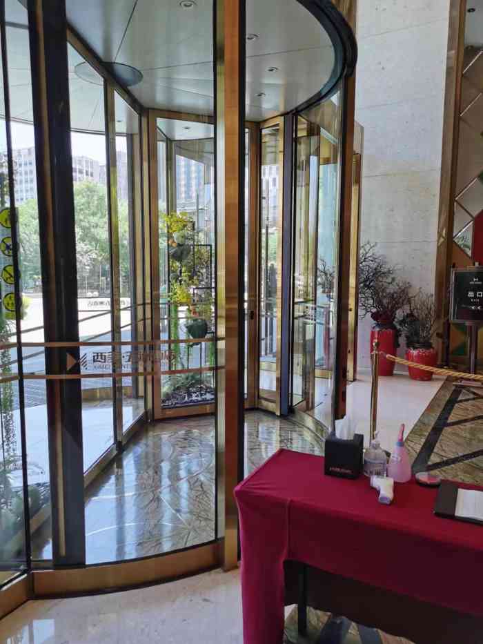 西美五洲酒店-"因为要去谈固附近参加婚宴,还要离地质大学.