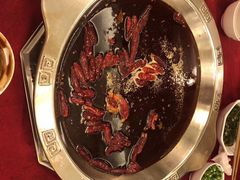 -山城年华老火锅(玉林店)