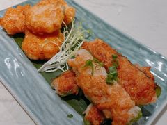 手打鲜虾饼拼煎酿尖椒-常来小聚·广州非遗传承餐厅(高德置地店)