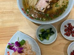 -朱鸿兴面馆(镇湖店)