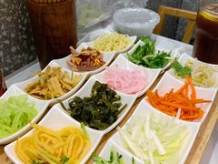 丝娃娃-黔派·贵州烙锅烤肉·米粉(车公庙店)