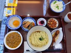 -百年老字号·观振兴蟹黄面·三虾面·苏式面(观前街富仁坊巷店)