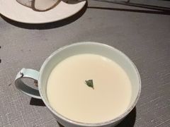 -左庭右院鲜牛肉火锅黑金店(陆家嘴中心店)
