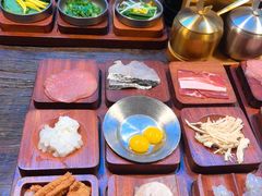 -银米·云南传统过桥米线(双廊黑金冠店)