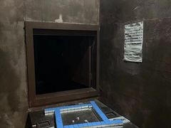 -荒岛实景沉浸密室(江汉路1店)