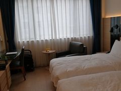 -上海虹桥君丽假日酒店(娄山关路地铁站店)