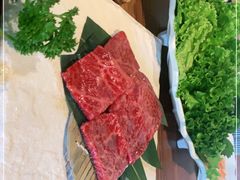 -炼火烤肉店