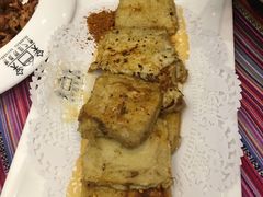 -香巴拉云南餐厅(华莱坞店)