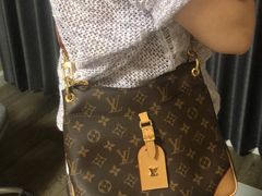 -LV路易威登(德基广场店)