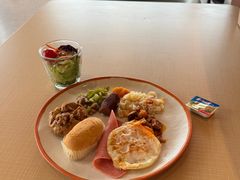 -桔子酒店(上海西藏北路地铁站店)