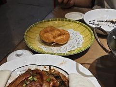 -东口码头·烧鸽子·鱼头泡饼·地方菜(金鹰悦城店)