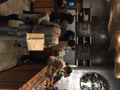 星巴克&nbsp;全黑围裙店(太古里店)-星巴克(成都太古里二店)