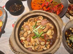 -巴厘龙虾·榜首油焖大虾(音乐学院·沿江酒馆店)