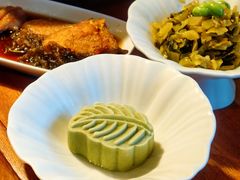 桑叶绿豆糕-同得兴 Since·1995 传统苏式面馆(十全街店)