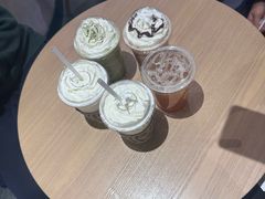 -星巴克(七宝领展广场1F店)